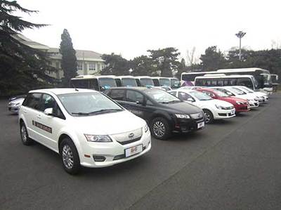 首届中国电动汽车百人会论坛在京隆重召开